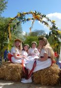 Braunston May Fayre queen